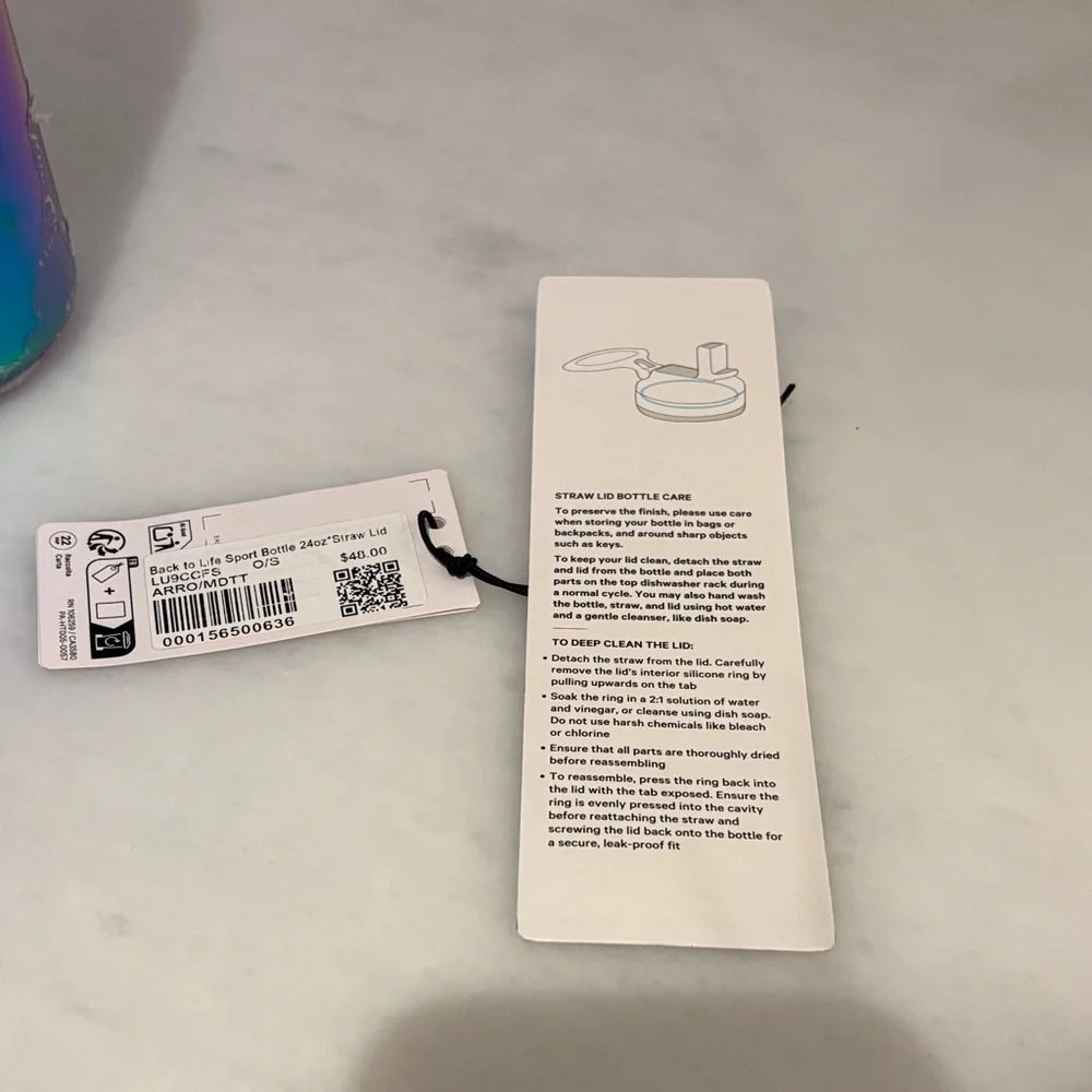 Lululemon Back to Life Iridescent 24oz Water Bottle